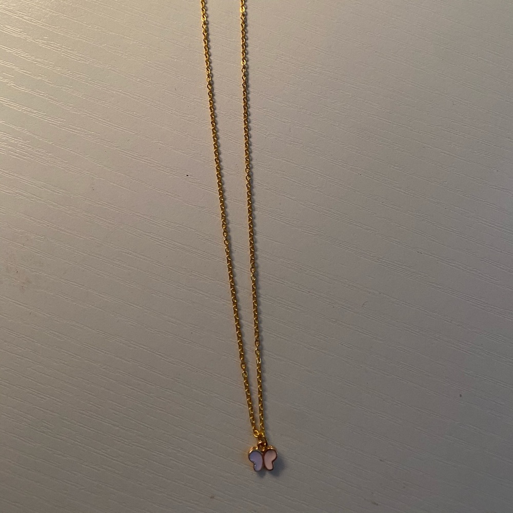 Handmade pink bead necklace